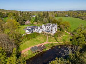 Photo 8- click for photo gallery